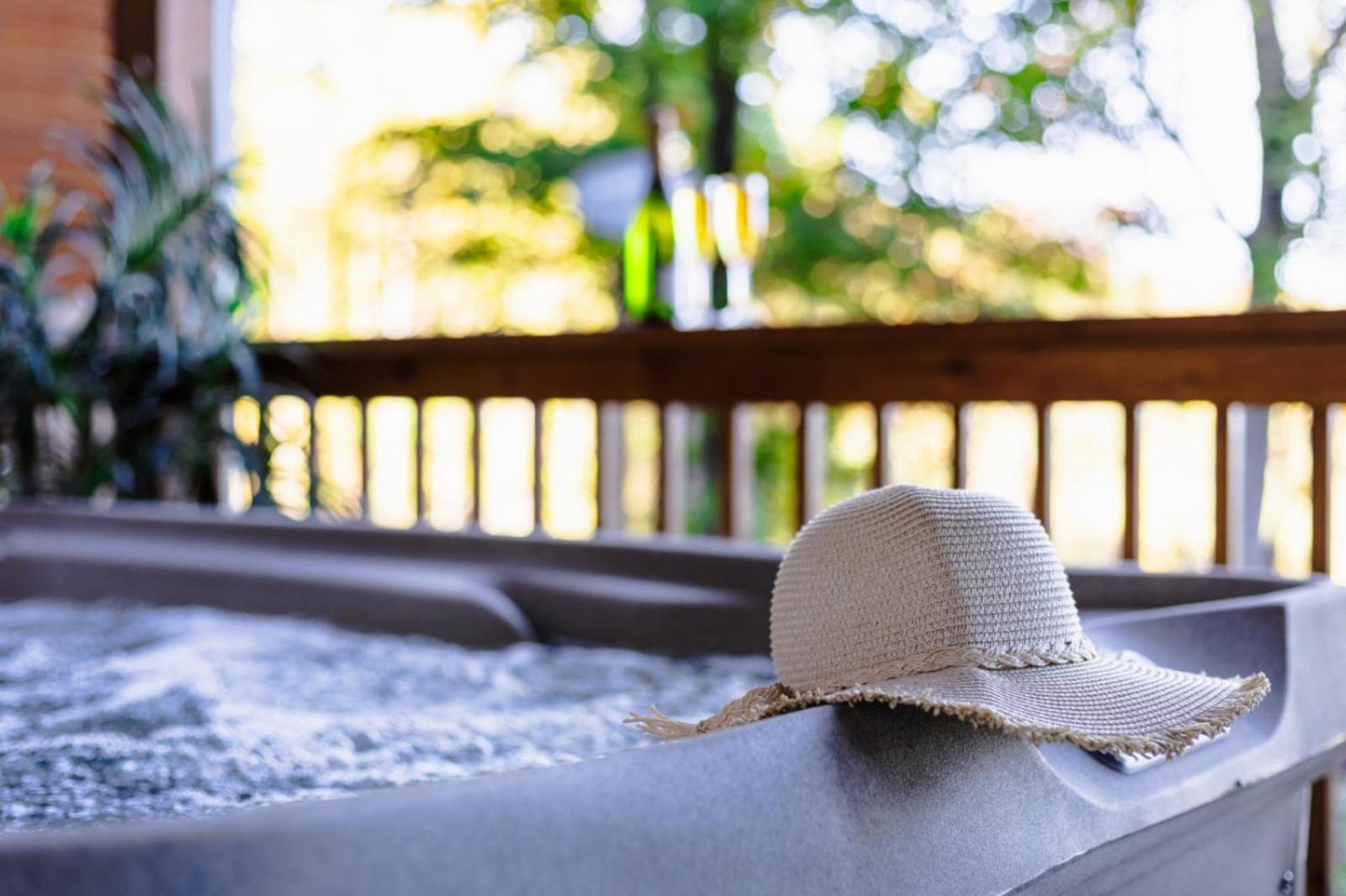 Heavenly Heights By Ghosal Luxury Lodging เซอเวียร์วีล ภายนอก รูปภาพ